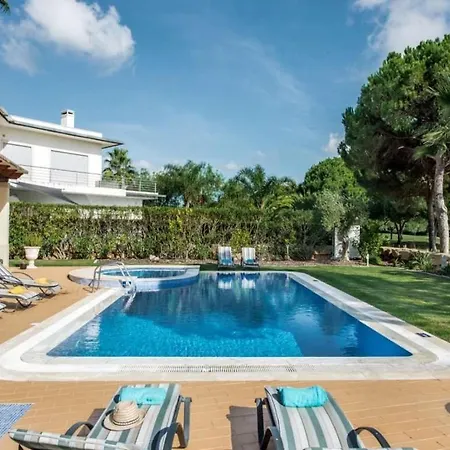Villa Delightful Vilamoura - 3 Bedrooms - Sol Golfe - Large Gardens - Golf Course Views