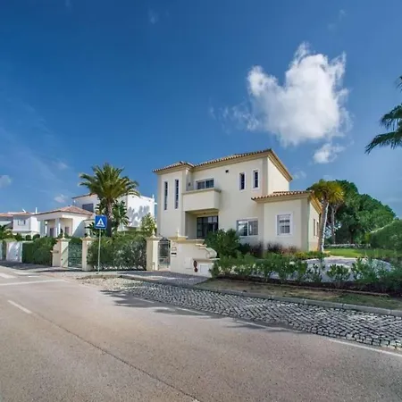 Delightful Vilamoura - 3 Bedrooms - Sol Golfe - Large Gardens - Golf Course Views Quarteira