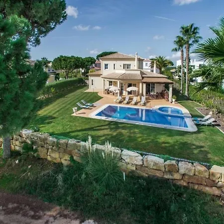 Delightful Vilamoura - 3 Bedrooms - Sol Golfe - Large Gardens - Golf Course Views * Quarteira