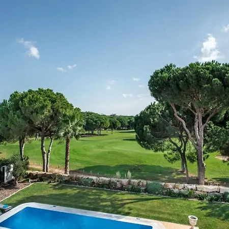 Delightful Vilamoura - 3 Bedrooms - Sol Golfe - Large Gardens - Golf Course Views *